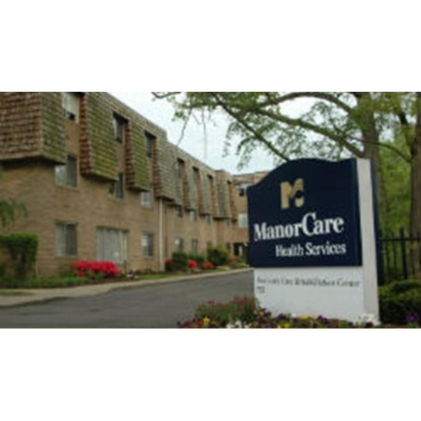 Manorcare Health Services Logo