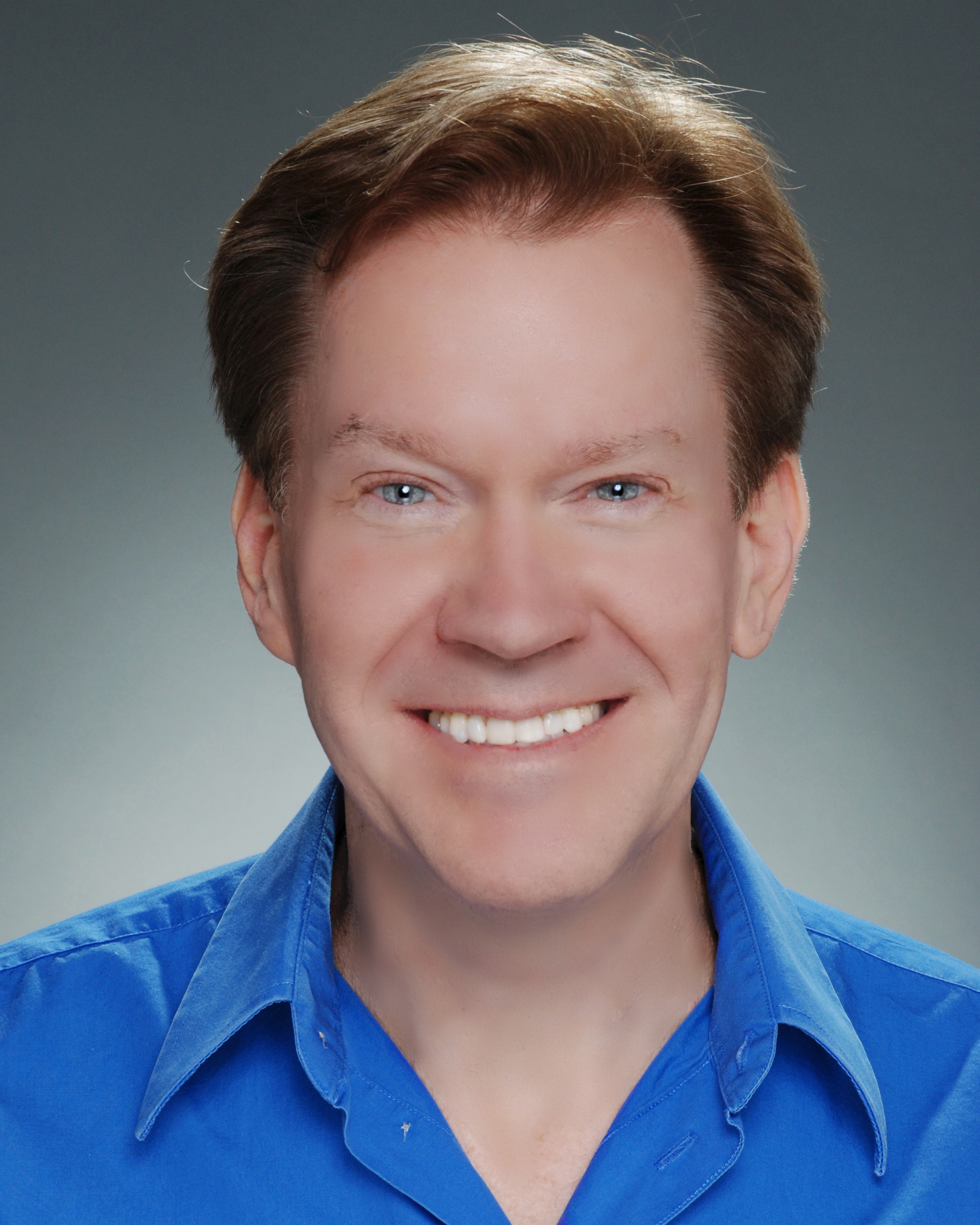 Robert Alan @ Salon Colour Logo